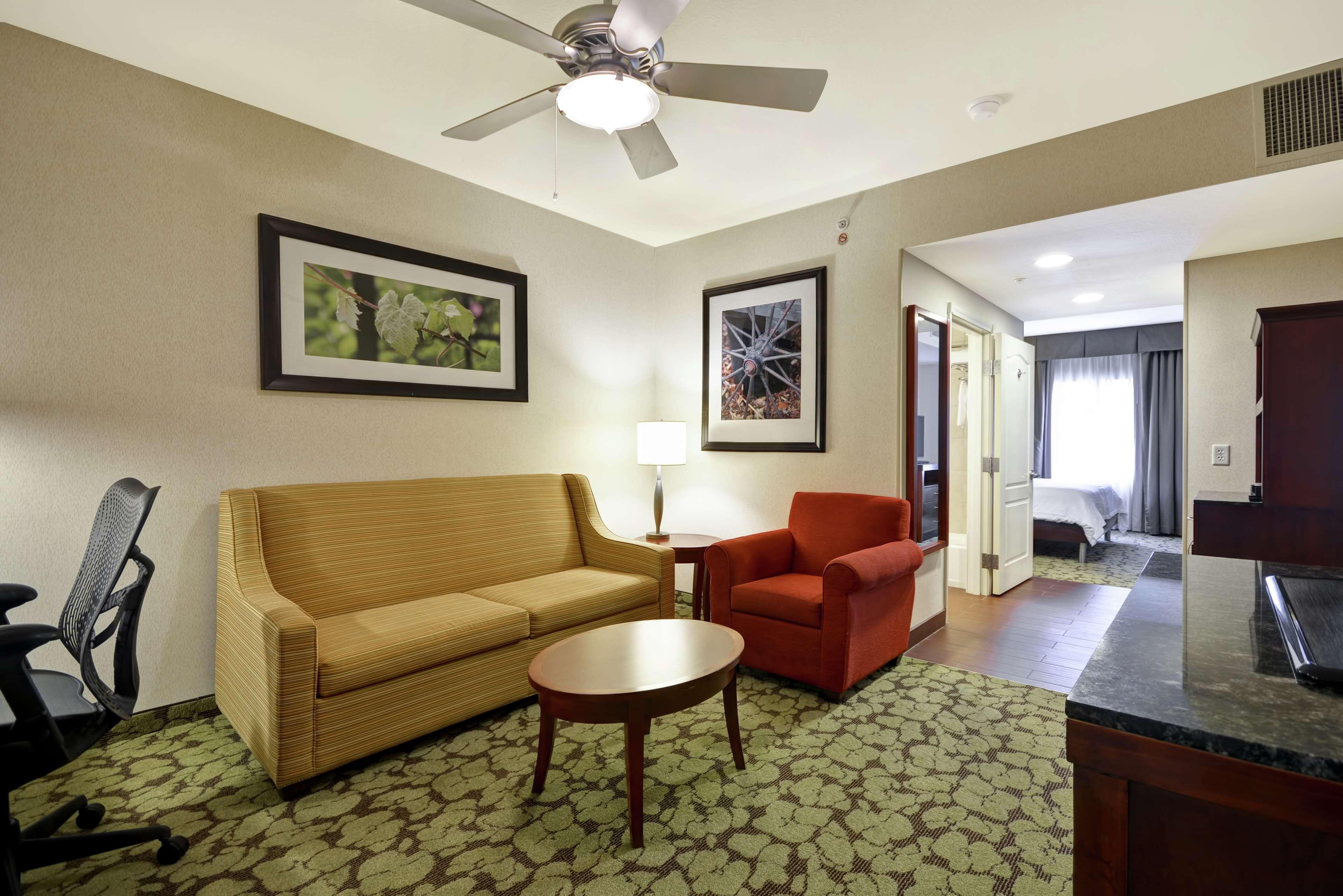 Hilton Garden Inn Форт Коллинс Экстерьер фото