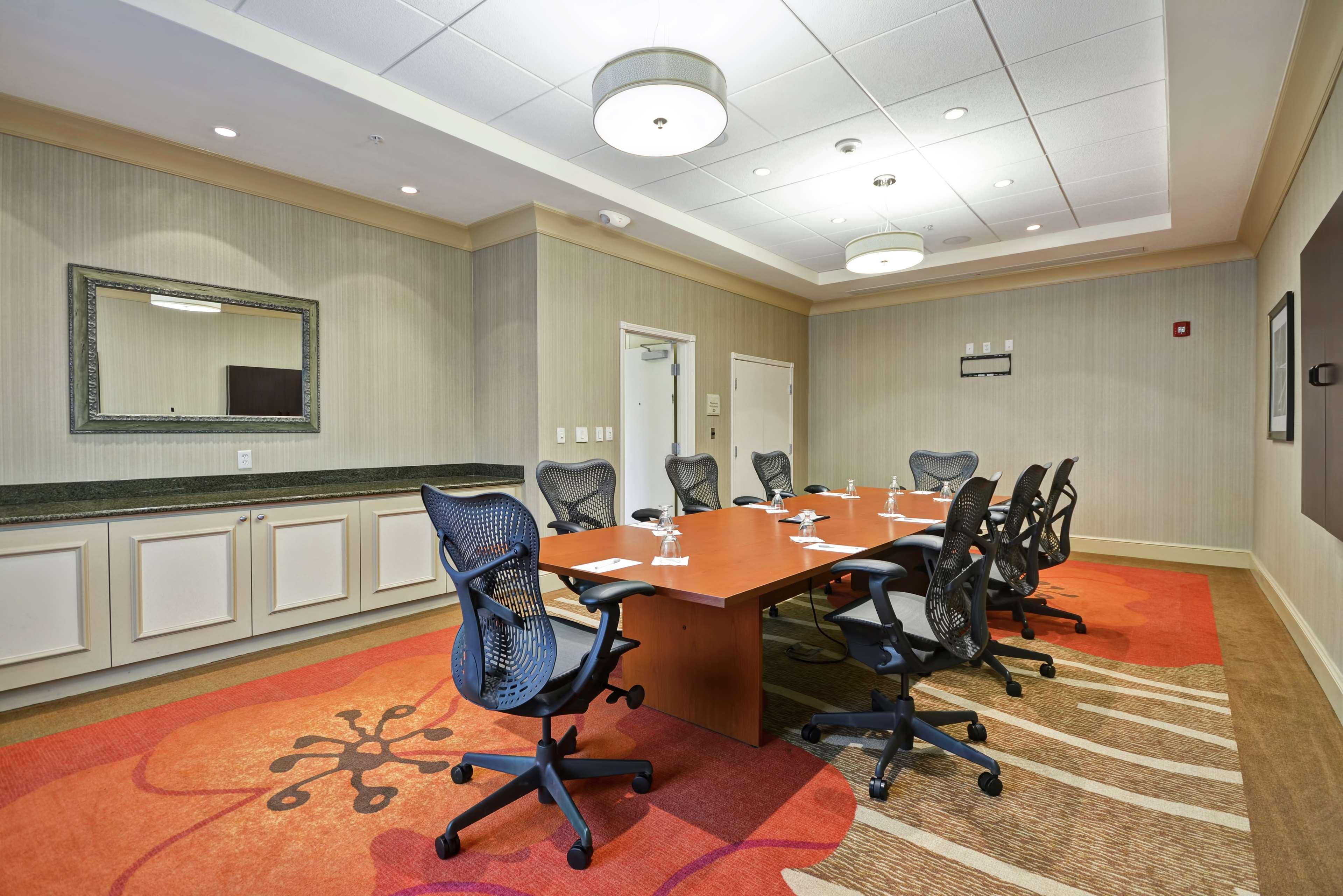 Hilton Garden Inn Форт Коллинс Экстерьер фото