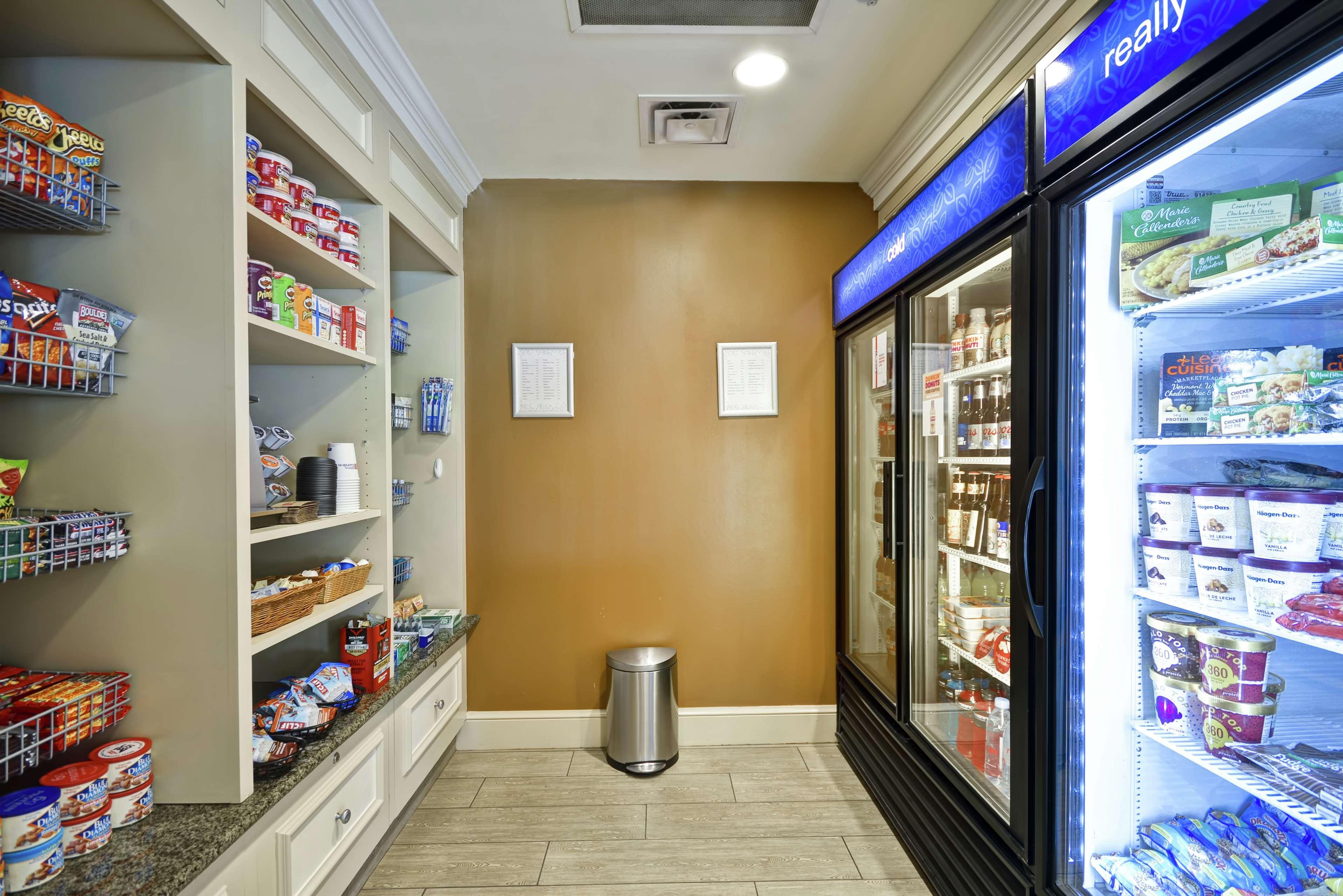 Hilton Garden Inn Форт Коллинс Экстерьер фото