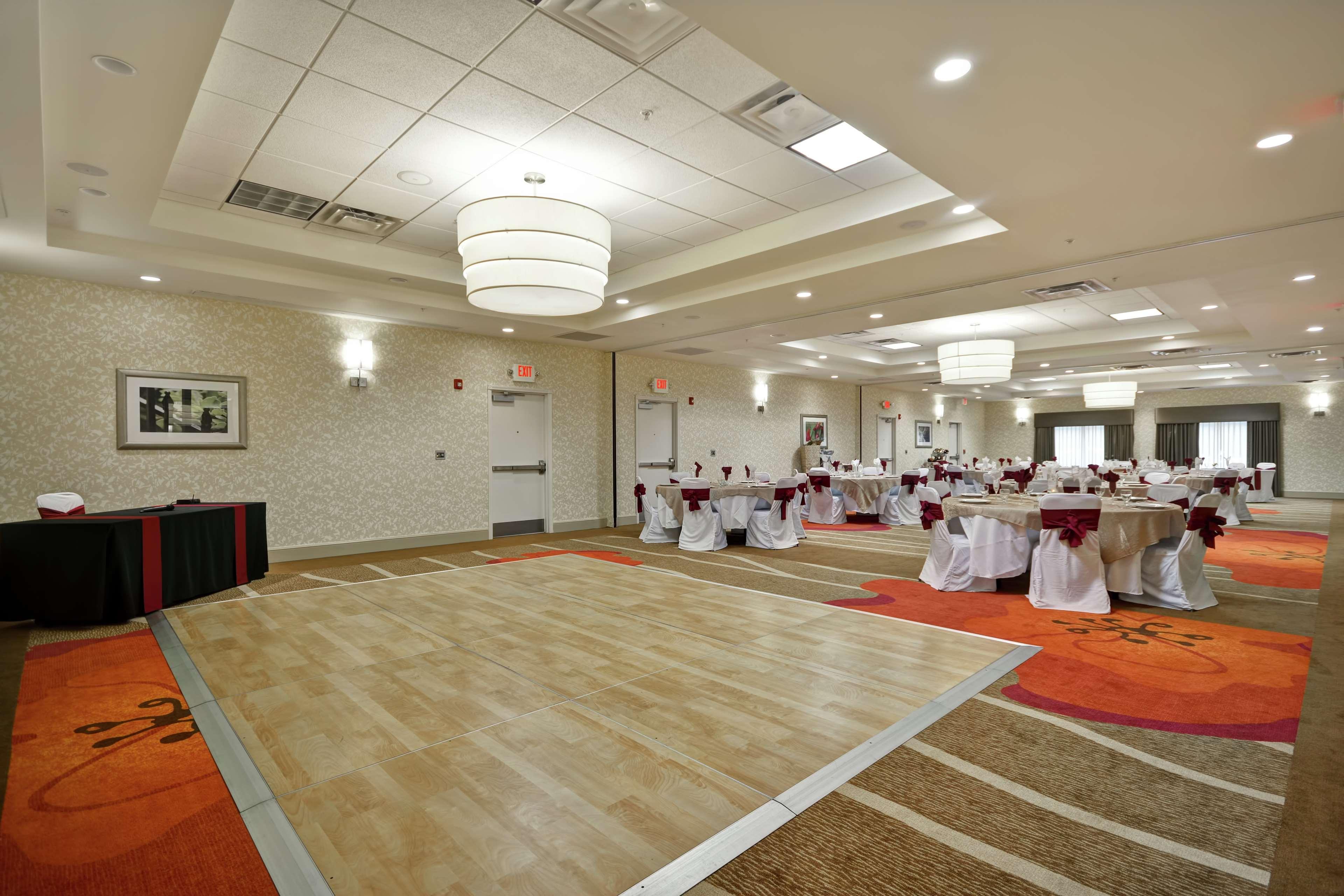 Hilton Garden Inn Форт Коллинс Экстерьер фото