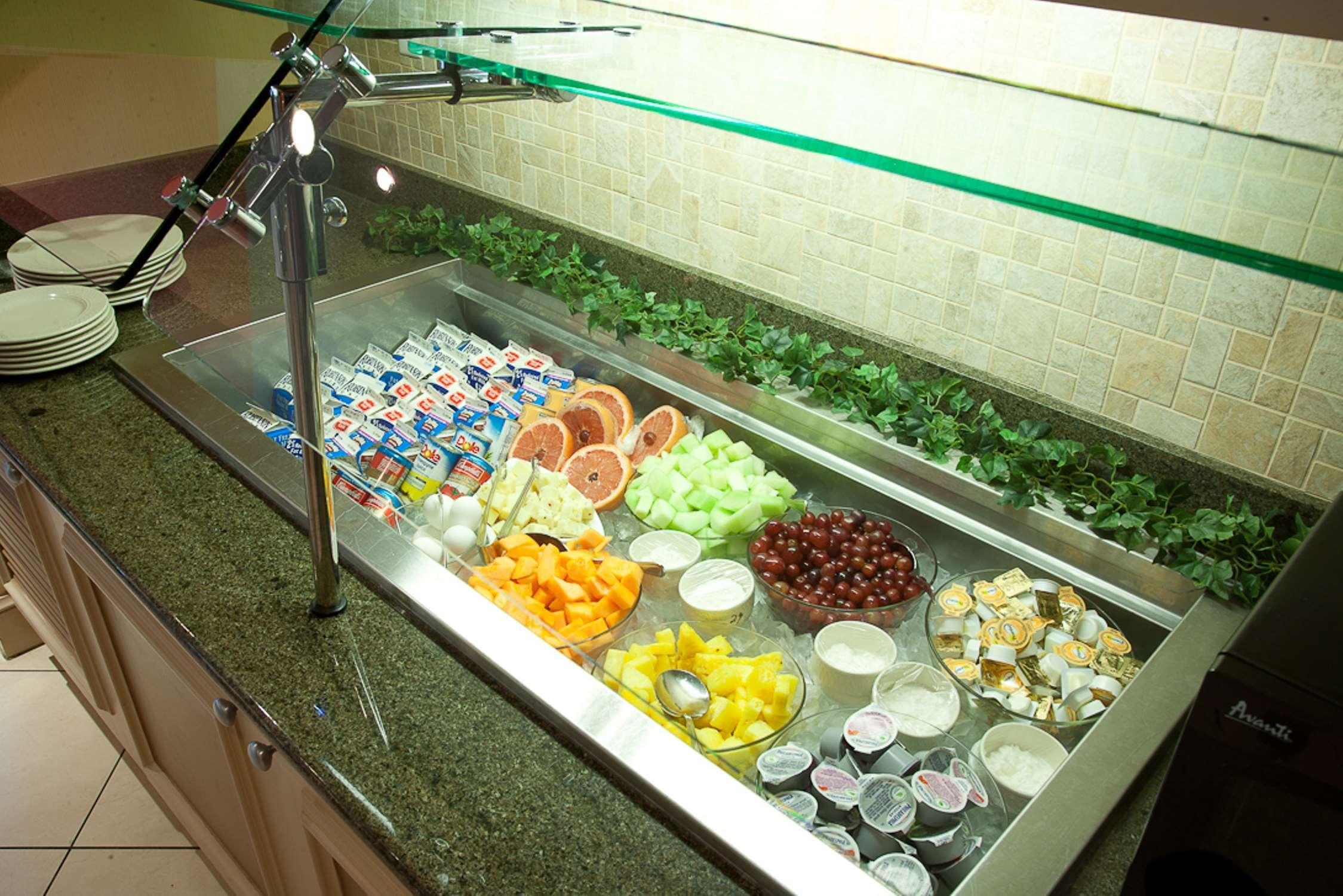 Hilton Garden Inn Форт Коллинс Экстерьер фото