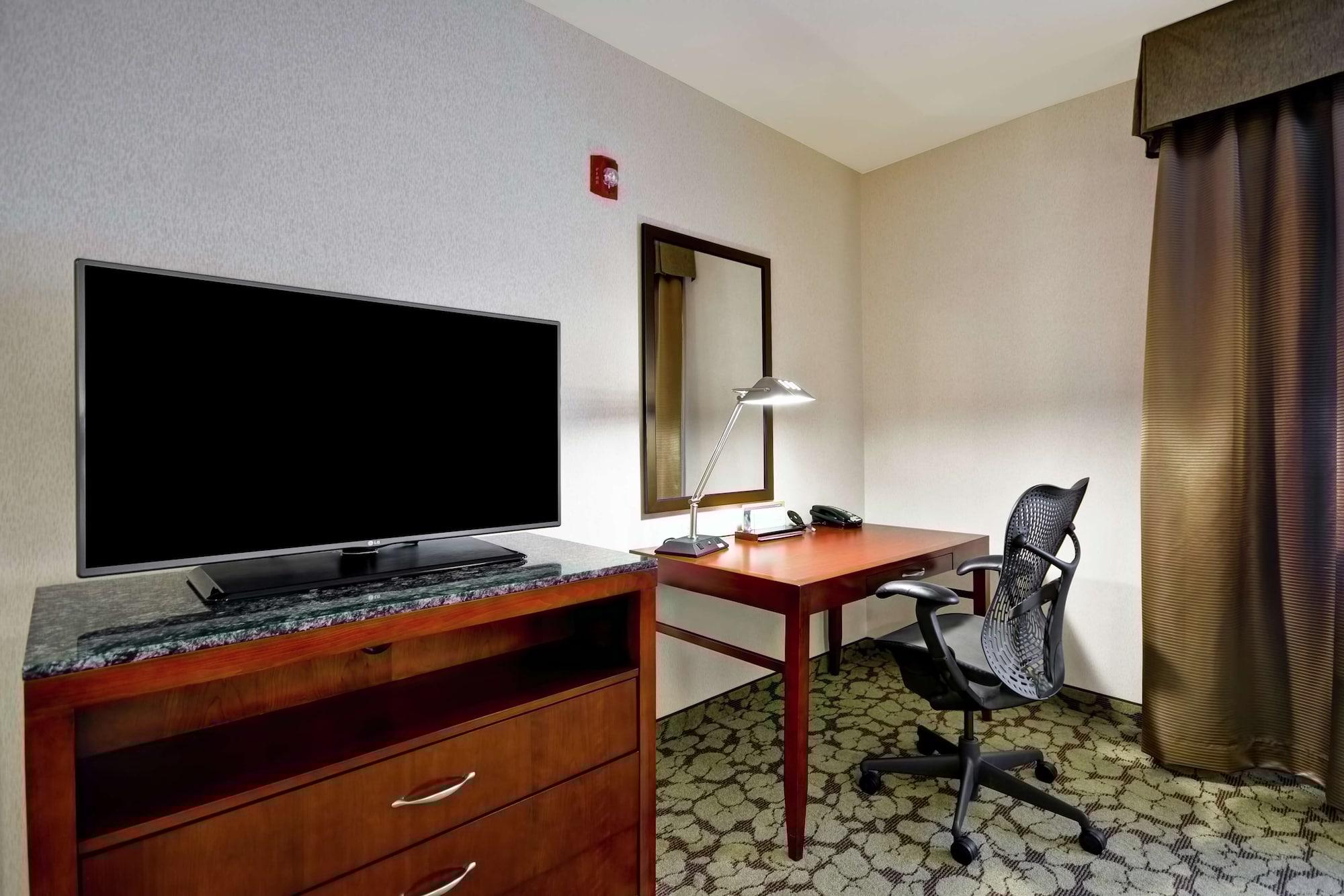 Hilton Garden Inn Форт Коллинс Экстерьер фото