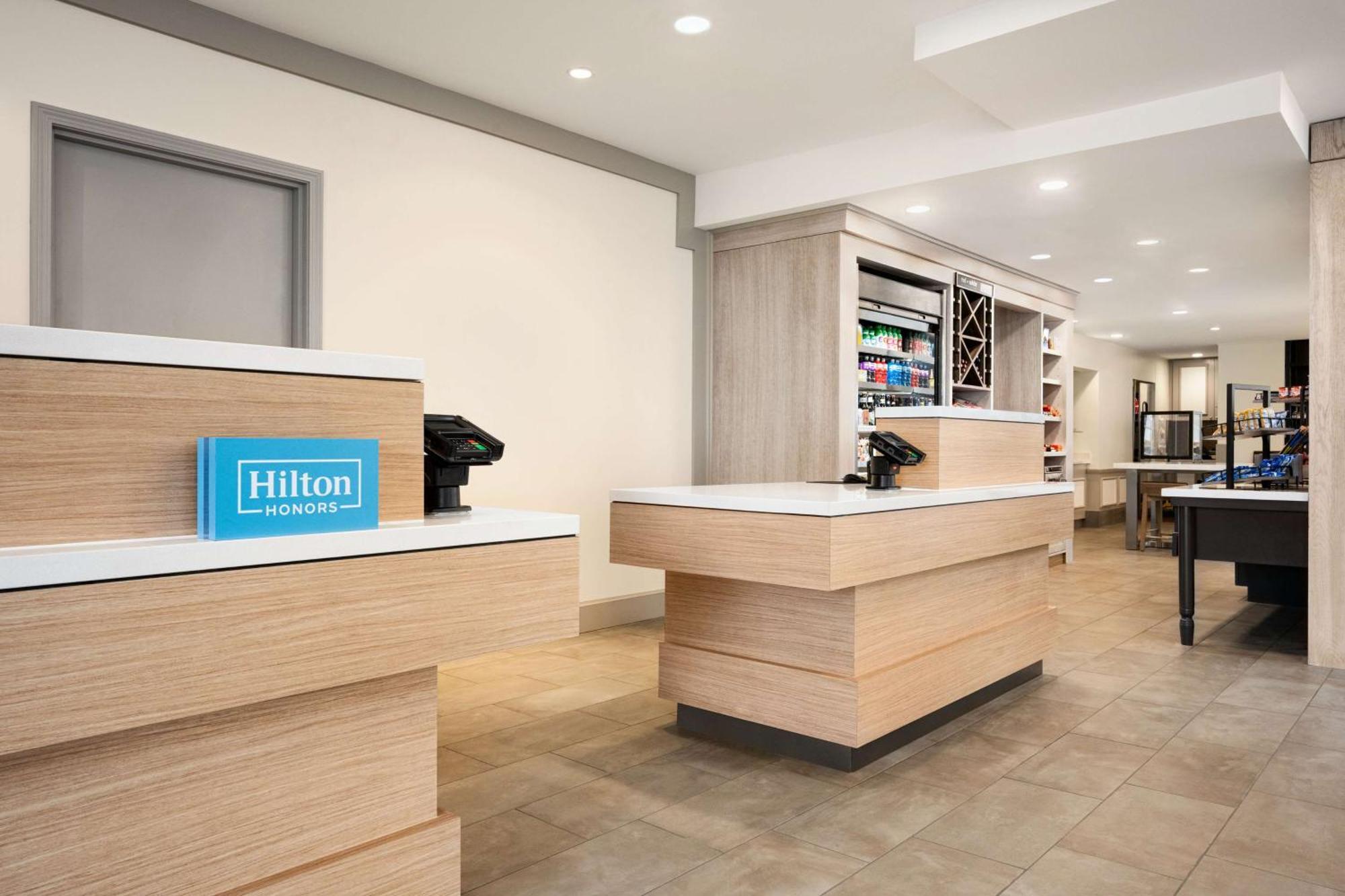 Hilton Garden Inn Форт Коллинс Экстерьер фото